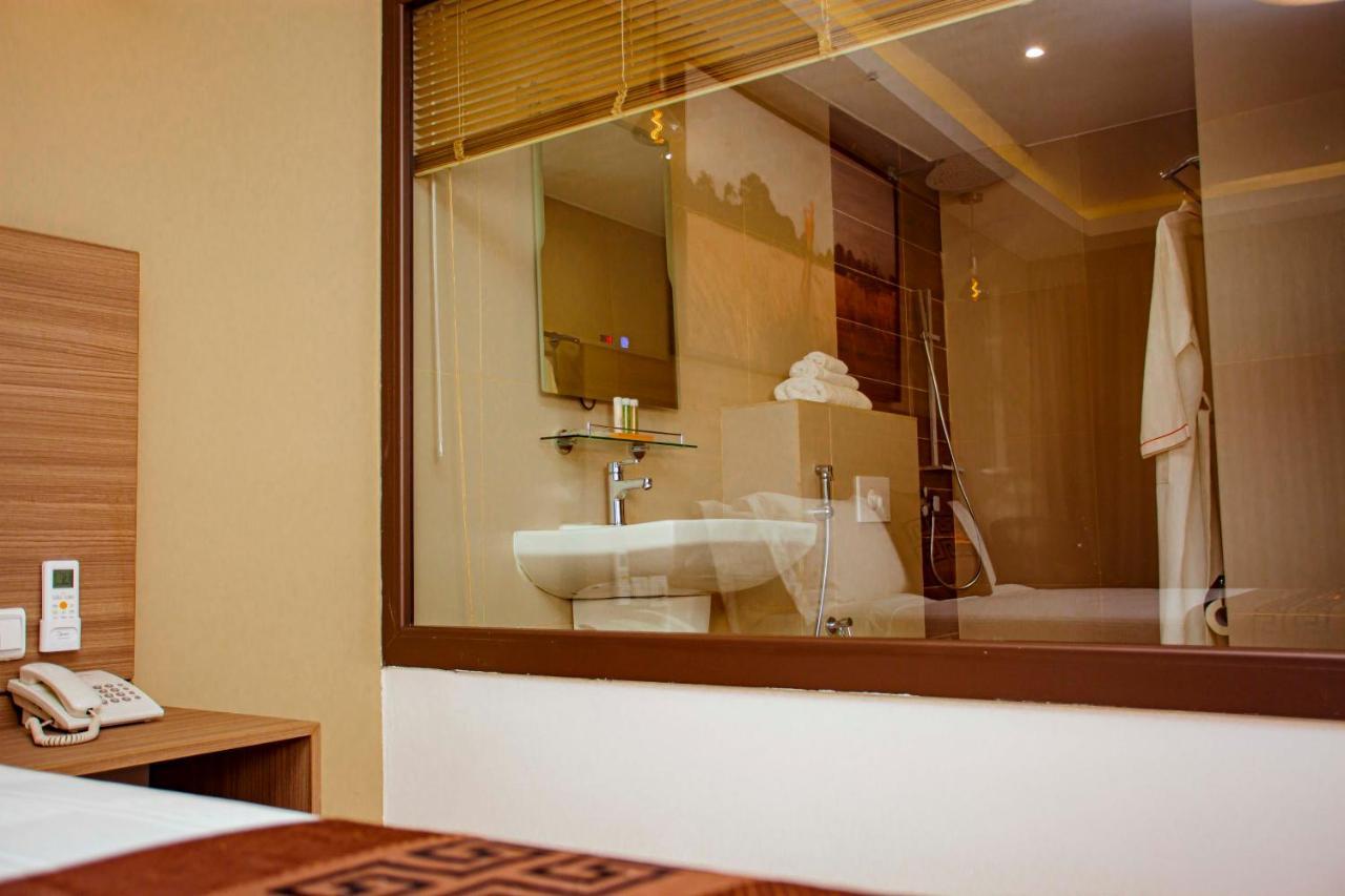 אבידג'אן Hotel Les Vallons מראה חיצוני תמונה